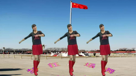 广场舞《红星闪闪》怀旧经典老歌 儿时的回