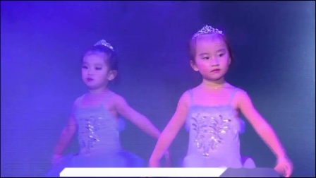 幼儿舞蹈视频《秋光奏鸣曲吉赛尔片段》
