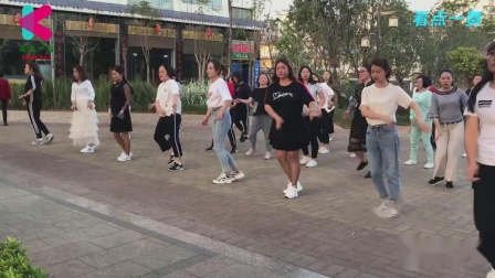 精选时尚广场舞《你牛什么牛》时尚辣妈领舞下载