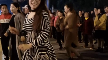 舞灵美娜子广场舞《地盘被大老爷们占领了》高清下载下载