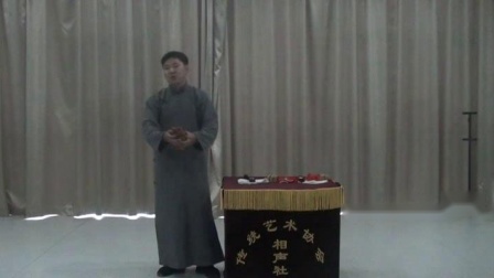《快板书奇袭白虎团》王益忱相声大全下载 