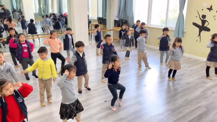 幼儿舞《圣诞萌萌哒》高清mp4视频免费下载