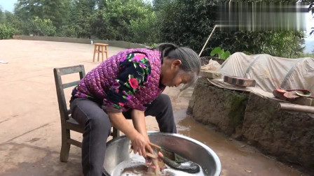 《刷鞋子》农村王四 老王和老李农村小品 两