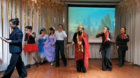 《朋友圈》武穴市龙潭之花舞队2020年会小品