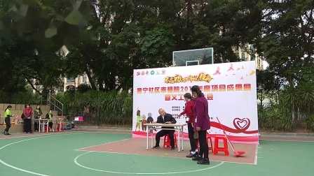 最新小品《幸福管家》俩人的介绍一个比一个