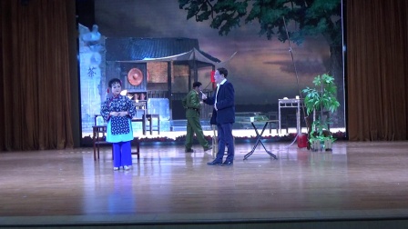沪剧《沙家浜》《智斗》表演者 陈孝蟾 张莉