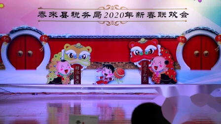 小品《女神和女汉子》无厘头剧情逗乐观众