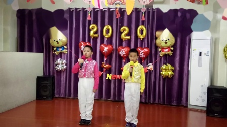小学生相声《大与小》蓝天语言小学员 郝燃宇 崔博燃搞笑相声下载