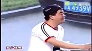 《警察与醉鬼》魏三搞笑小品台词 句句包袱