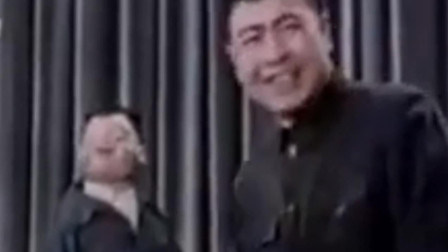 《画像》马季精彩演绎木偶相声 爆笑全场