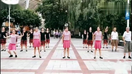 中老年健身操《草原醉》大爷大妈们跳的好开
