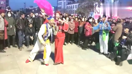 二人转《大将名五更》这老太太真精神