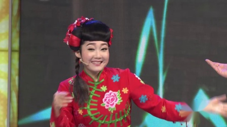 二人转界金童玉女唱《锯大缸》夫妻是二人转