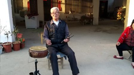 项城袁启环传统大鼓书《关公辞曹》