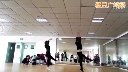 高邮小君广场舞 《我的九寨》 背面下载