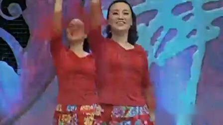 杨艺応子广场舞 《踏着歌声来见你 》