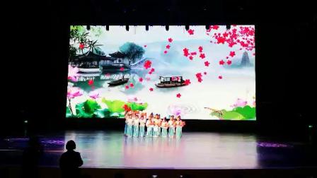幼儿舞蹈《读唐诗》