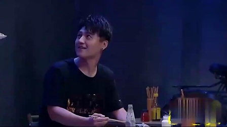 《地摊饺子》许君聪 张小斐爆笑小品 观众笑