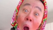 《过河》潘长江男扮女装表演小品 表情好逗