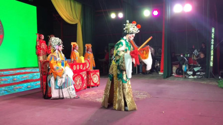 婺剧团演出《国太回朝》唱段 唱腔不赖