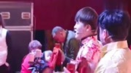 莲花落《东拉西扯》杨晓琼能说会道 唱得接