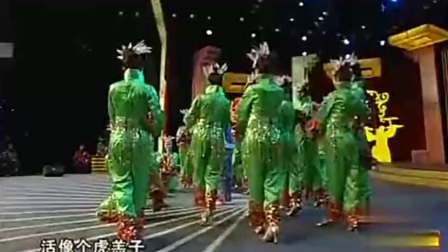 东北二人转《双回门》这身花棉袄看着就喜庆