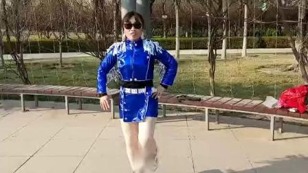 河北深州格格广场舞《摇摆绅士》