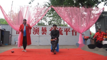 《恶婆婆》青年演员张峰 郭彩霞演唱曲剧小品