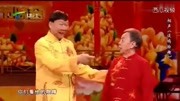 《谈鸡拾趣》黄俊英 何宝文 相声 看后笑开