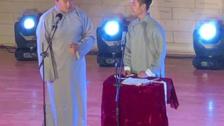 相声《量子力学》逗得全场乐个不停