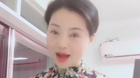 美女学唱莲花落《媳妇尿床》表演惟妙惟肖