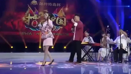 河南坠子《小两口走亲戚》简直太逗了