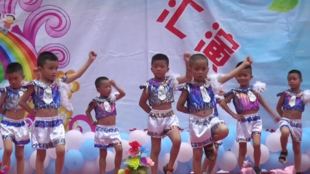 幼儿 舞蹈《听妈妈的话》 大班男孩