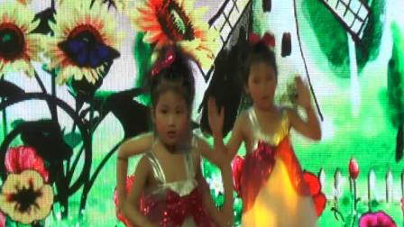 最新幼儿大班舞蹈《幸福家家有》三阳小明珠