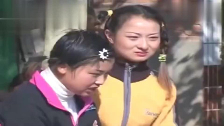 民间小调《卖唱姐妹》唱得声泪俱下 可怜的