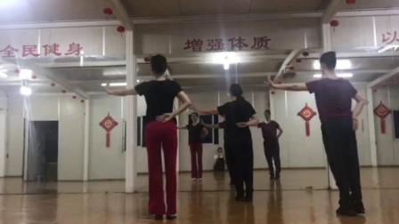 王广成健身广场舞《美丽中国走起来》背面