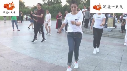时尚广场舞《老公赚钱给老婆花》辣妈齐跳好看好学下载