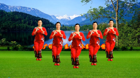 小慧广场舞《东北的冬东北的情》俏皮可爱的