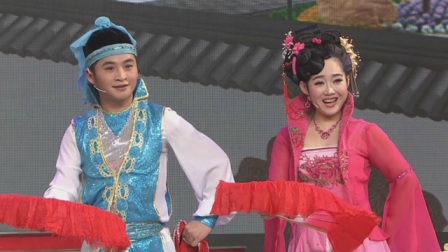二人转《西厢观画》小夫妻唱的太好听 观众