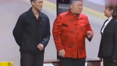 《年三十》贾玲 张小斐 许君聪 卜钰元宵晚