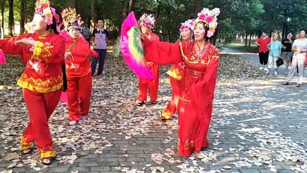 民间小调《拜虎》