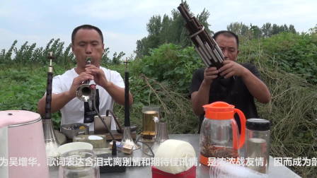 唢呐大哥演奏歌曲《驼铃》当兵的朋友 忍住