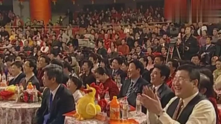 《笑谈人生》冯巩 朱军春晚小品搞笑大全台