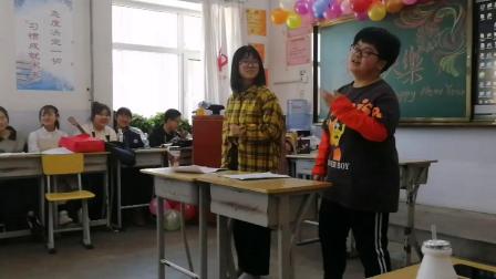 校园相声《学霸与学渣》相声剧本2人版校园