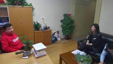 小品《双胞胎相亲记》观众笑声一波又一波