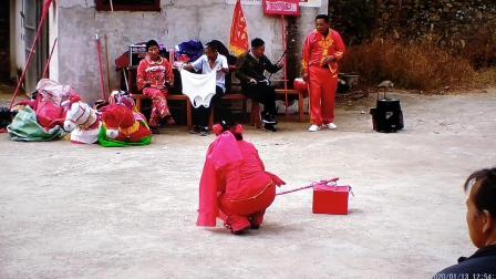 小品《五更鸡补缸》龙川大众马灯队表演