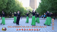 玲珑广场舞《火红的萨日朗》64步太好看大家