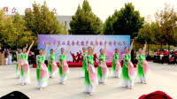 广场舞《茉莉花》变队形扇子舞高清视频mp4
