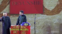 尿打湿了我的裤子