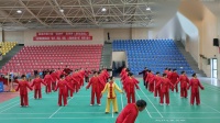 《健身气功八段锦》感恩节老年大学集体演练